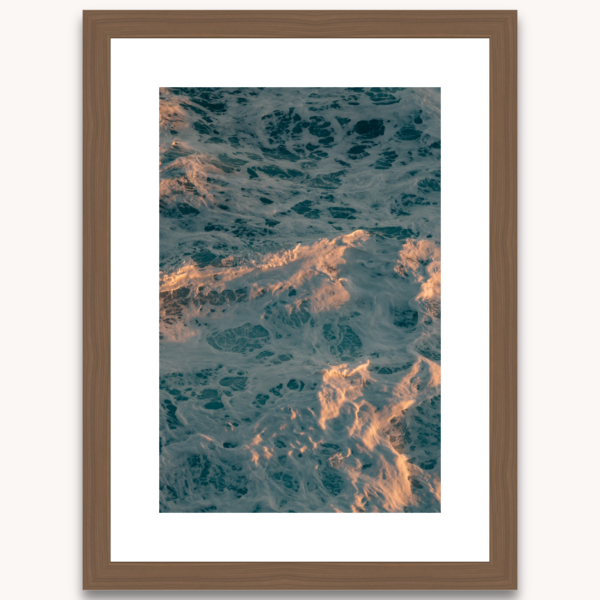 Photography titled "Amphitrite II" in a natural wooden frame, by photographer Ylenia Cuéllar