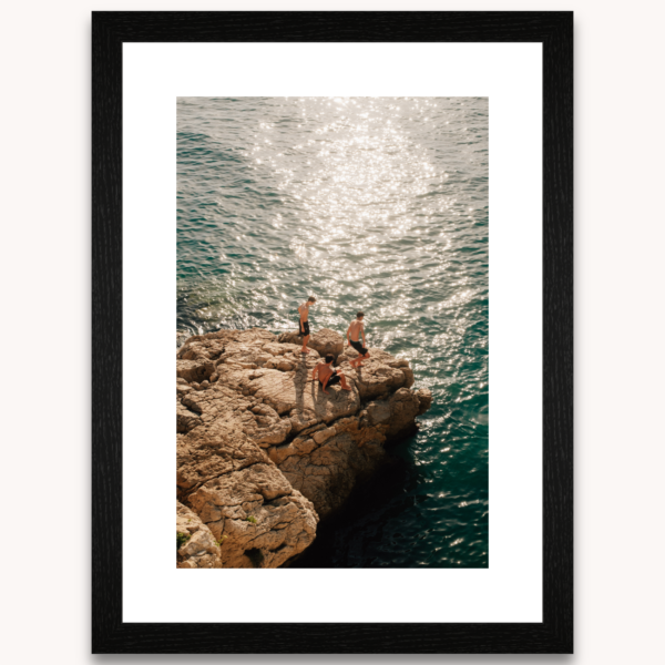 Photography titled "Boyhood" in a natural black frame, by photographer Ylenia Cuéllar